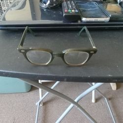 Vintage Glasses No Medicine 