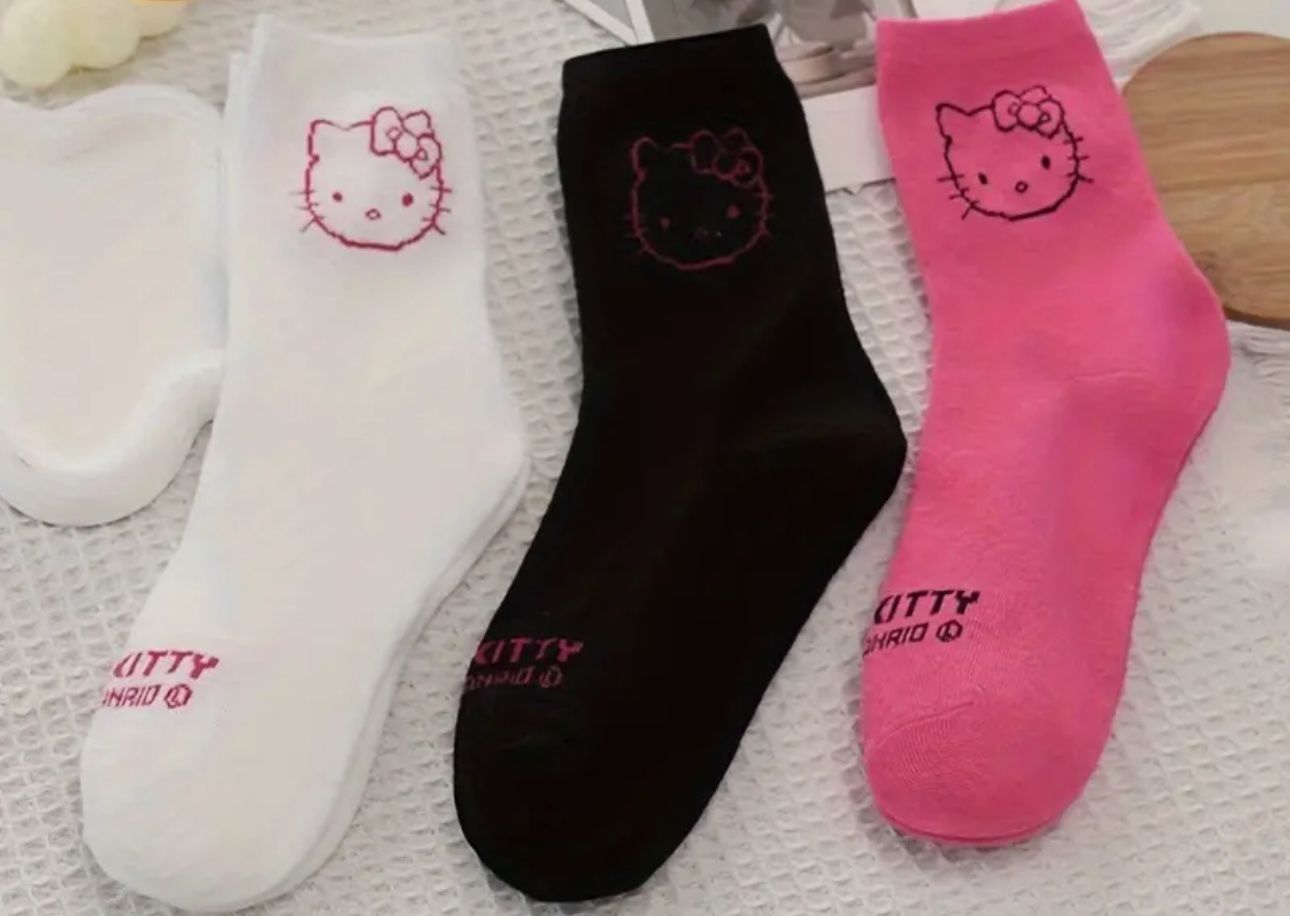 Hello Kitty Socks 