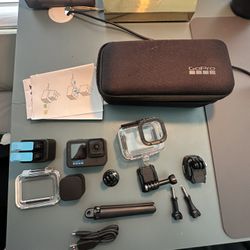 Go Pro Hero 10 Black 10