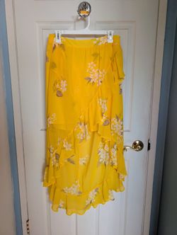A New Day Yellow Floral Ruffle Wrap Skirt, Small