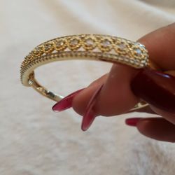 Diamond Cut Bangle Bracelet 