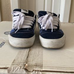 Vans Knu Skool Navy Blue Size 9 in Men 