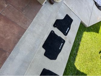 Carpet floor mats