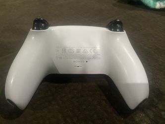 white playstation controller