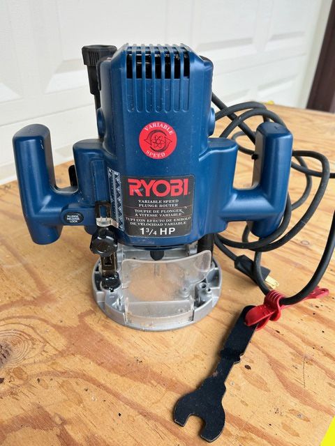 Ryobi plunge router 1.75 HP
