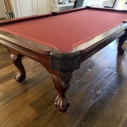 Pool Table 8ft ( Free Delivery & Set Up & New Color Felt Of Your Choice )