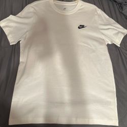 Nike T-shirt