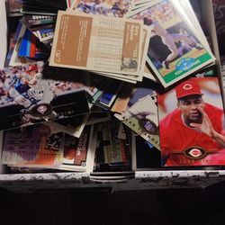 1983, 89,92 94,89, Hundreds Of Mint And Near Mint Cards . 