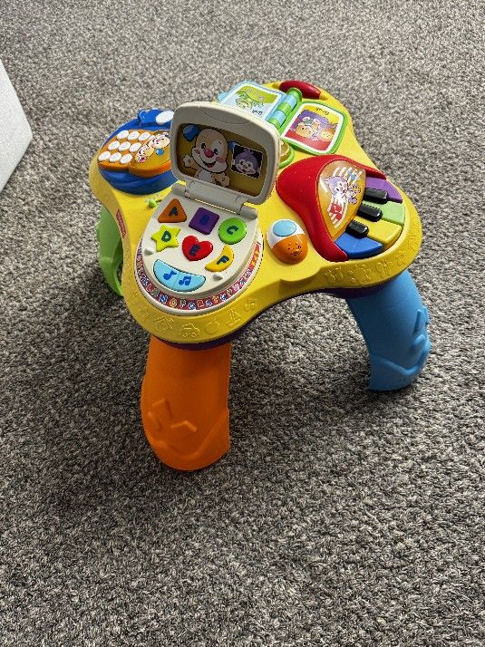 Fisher-Price Laugh & Learn Puppy and Friends Learning Table