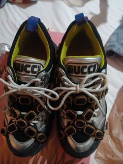 Gucci lady's 7.5