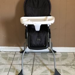 LIKE NEW COSCO BABY HIGH CHAIR!!!!