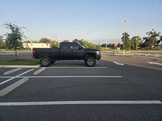 Lifted 2011 chevy silverado 6k obo