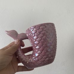Mugs