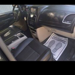 Chrysler Town And Country 