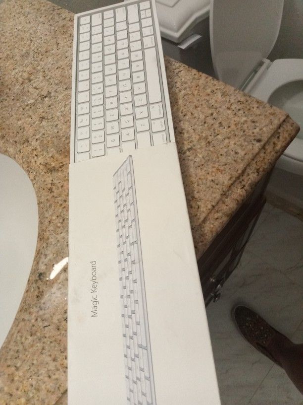 Apple in California magic keyboard