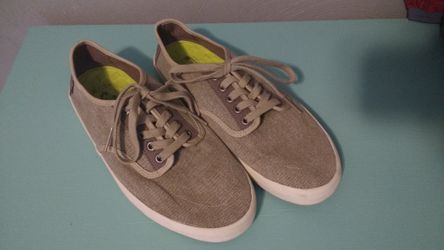 FREE! Men's VANS shoes size 9