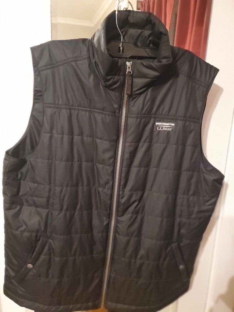 LL Bean Mountain Classic Puffer Vest 