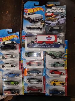 Hot Wheels Nissan LOT