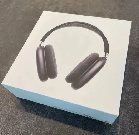 Apple AirPod Maxs New Opened And Worn By Me Twice