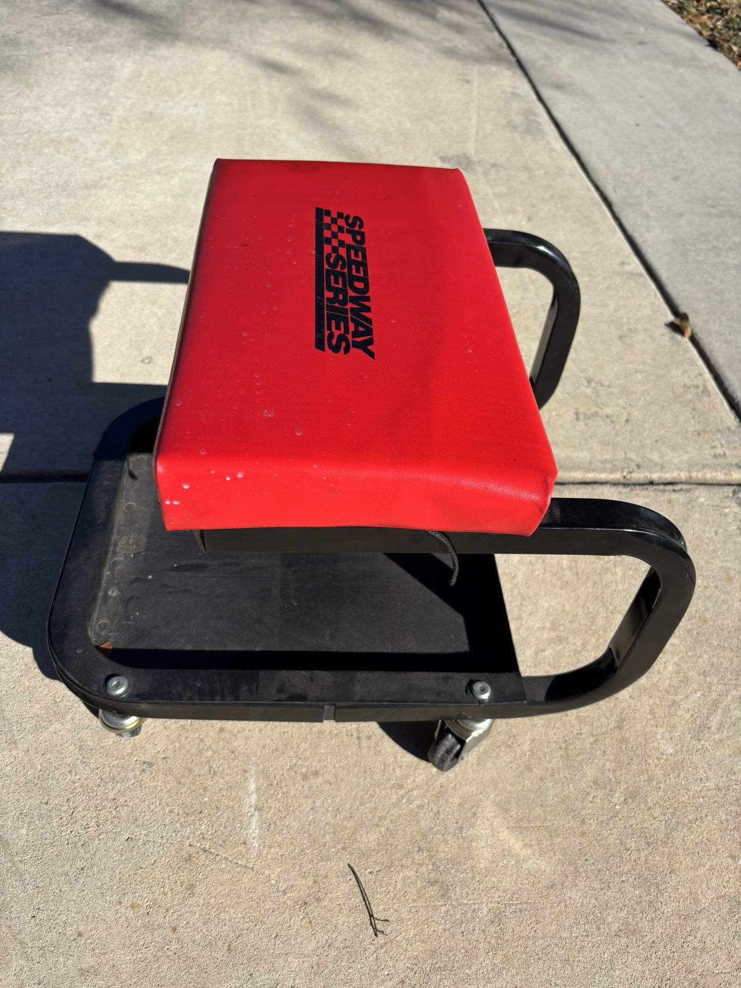Speedway Series 4 Wheel Mechanic Seat