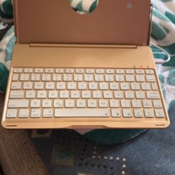 iPad Keyboard 