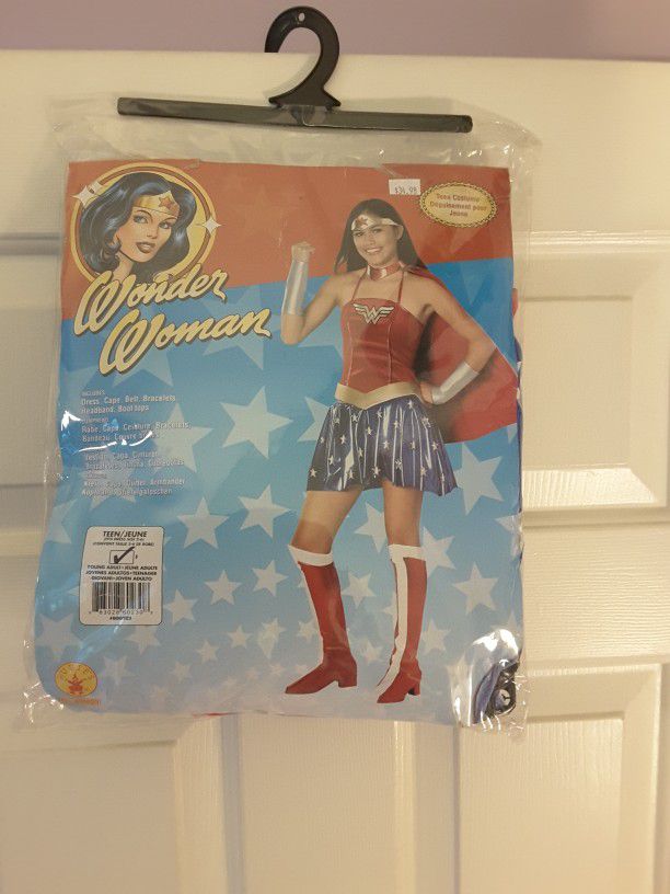 Wonder Woman Teen Costume Halloween dress, cape, belt, bracelets, headband, boot tops