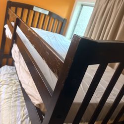 Bunk beds Separates To 2 Twin, With Ladder And Mattress,