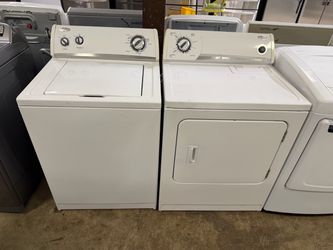Whirlpool Washer and Dryer Set
