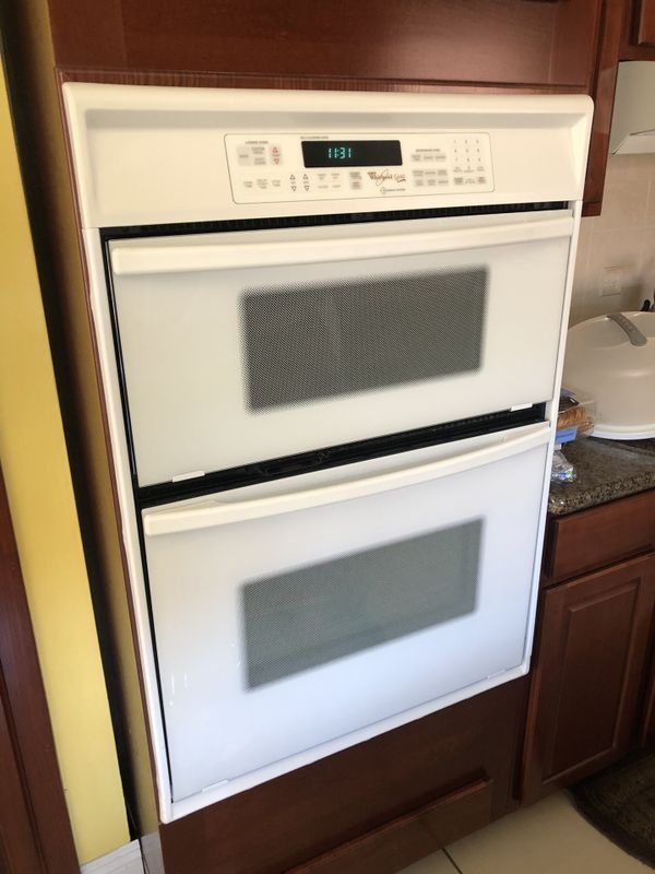 Whirlpool Gold micro/oven combo for Sale in Bellflower, CA OfferUp