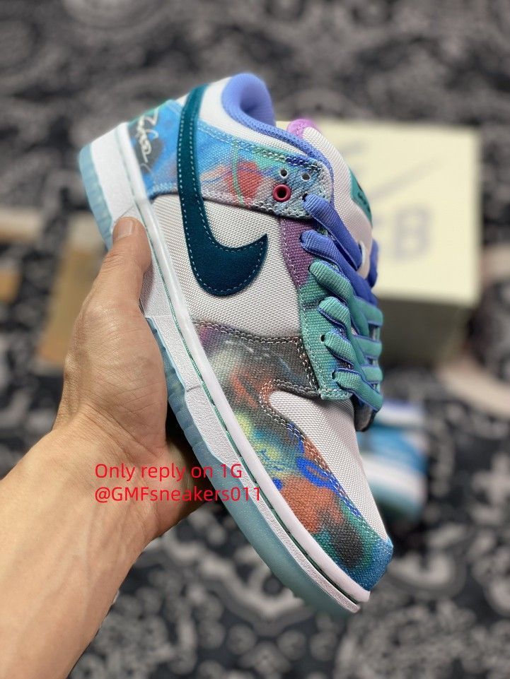 Futura Laboratories x Dunk Low SB 'Bleached Aqua' Sample