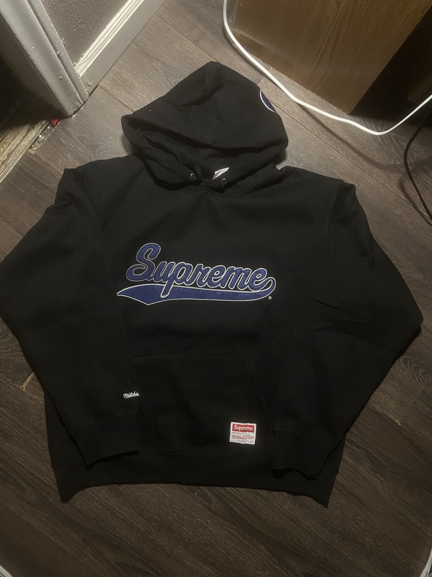 Supreme Hoodie