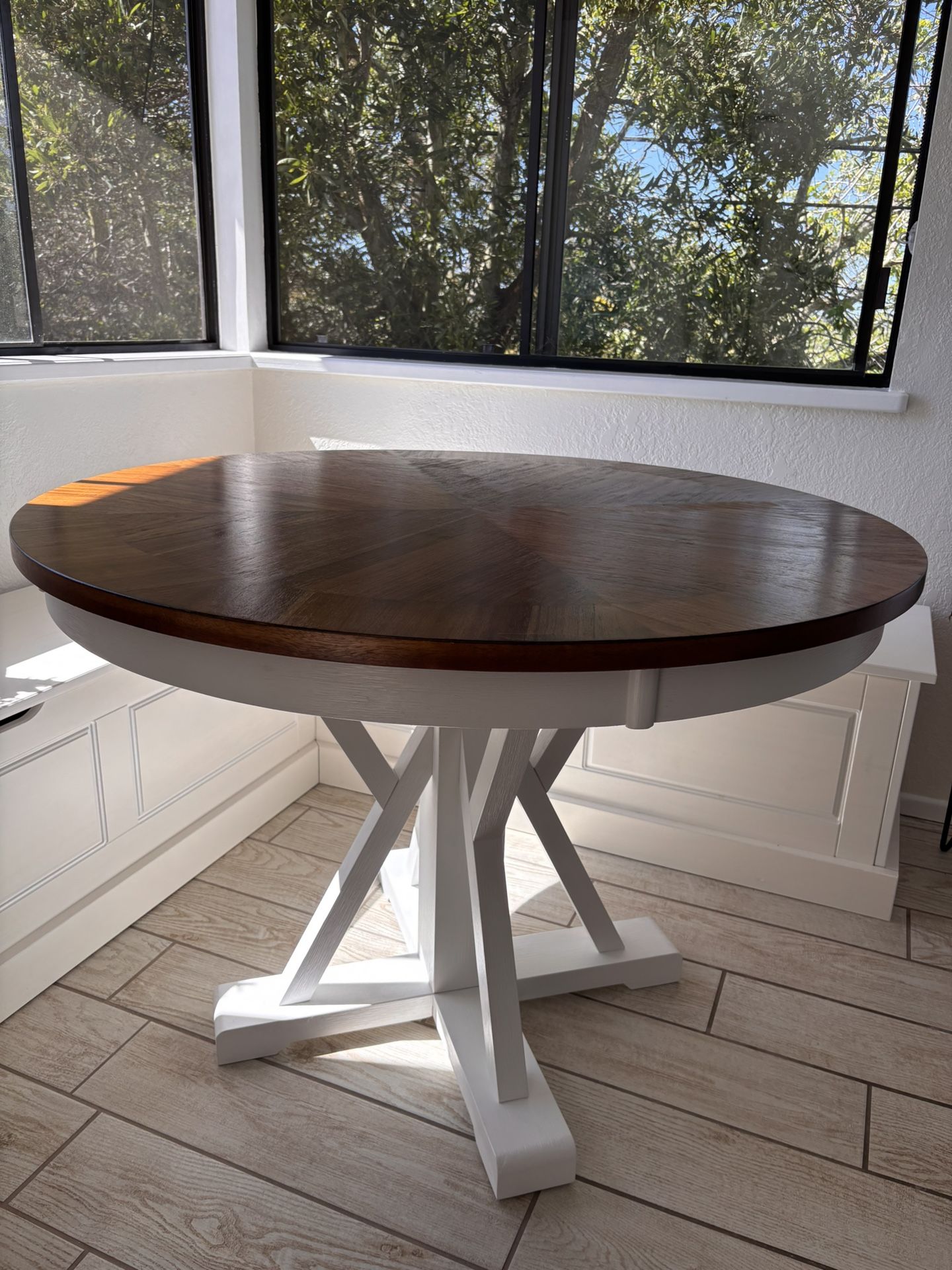 Pedestal Dining Table