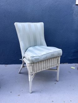Vintage Wicker Side Chair