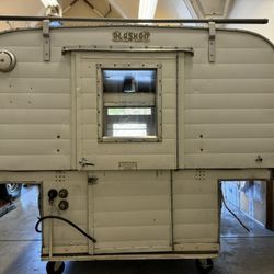 Alaskan Camper