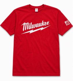Milwaukee Shirt XL