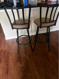 Set of 2 Swivel Counter Height Bar Stools