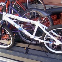 Kid Bike  (White)