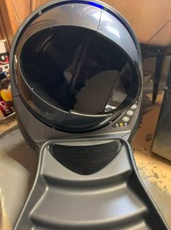 Litter Robot 3 With Fence Cover And Stairs