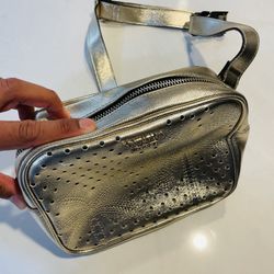 VICTORIA’S SECRET FANNY PACK (PURSE/BAG)