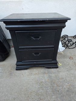 Black 2-Drawer Nightstand