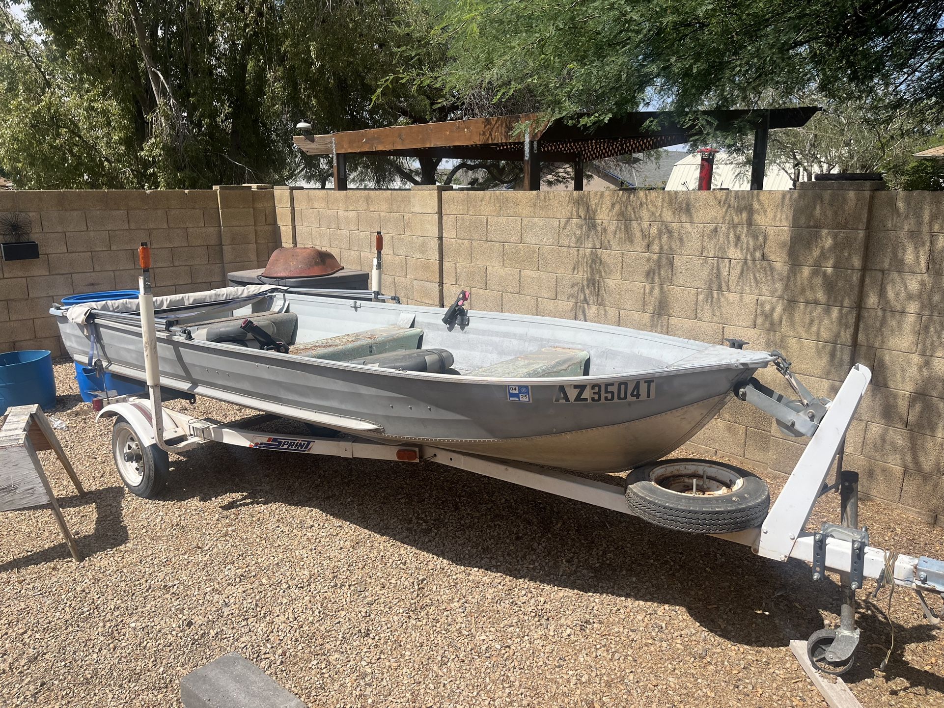 14 Foot Fishing Boat With Trailer And With Motor And Trolling Motor With Battery