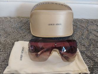 NEW GA sunglasses with case and cloth