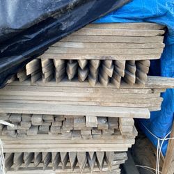 Wood Stakes  4 Ft