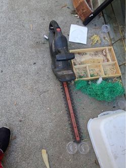 Black & Decker Electric Hedge Trimmer