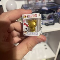 Funko Bitty Pop! Hello Kitty *Gold 1/32* Mini Figure Chase