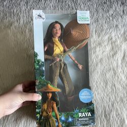 Disney Raya and the Last Dragon RAYA 11" Classic Doll