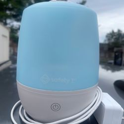 🌙 Safety 1st Compact Humidifier – Cool Mist – Like New