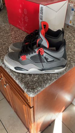 Infrared Jordan 4