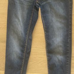 Rue21 Skinny Jeans Low rise Jr.  Size 5/6  Short