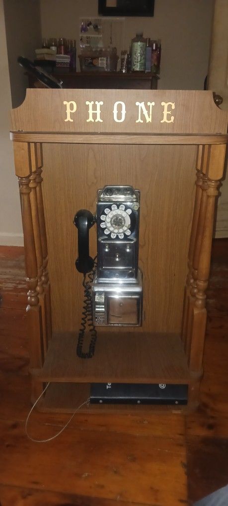 Vintage Western Electric Payphone Model 233, 3 Slot In Small Wood Booth
